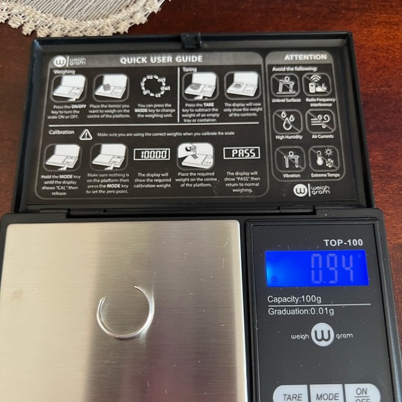 (2) 14k and (1) 10k white gold toe rings - Picture 7 of 14